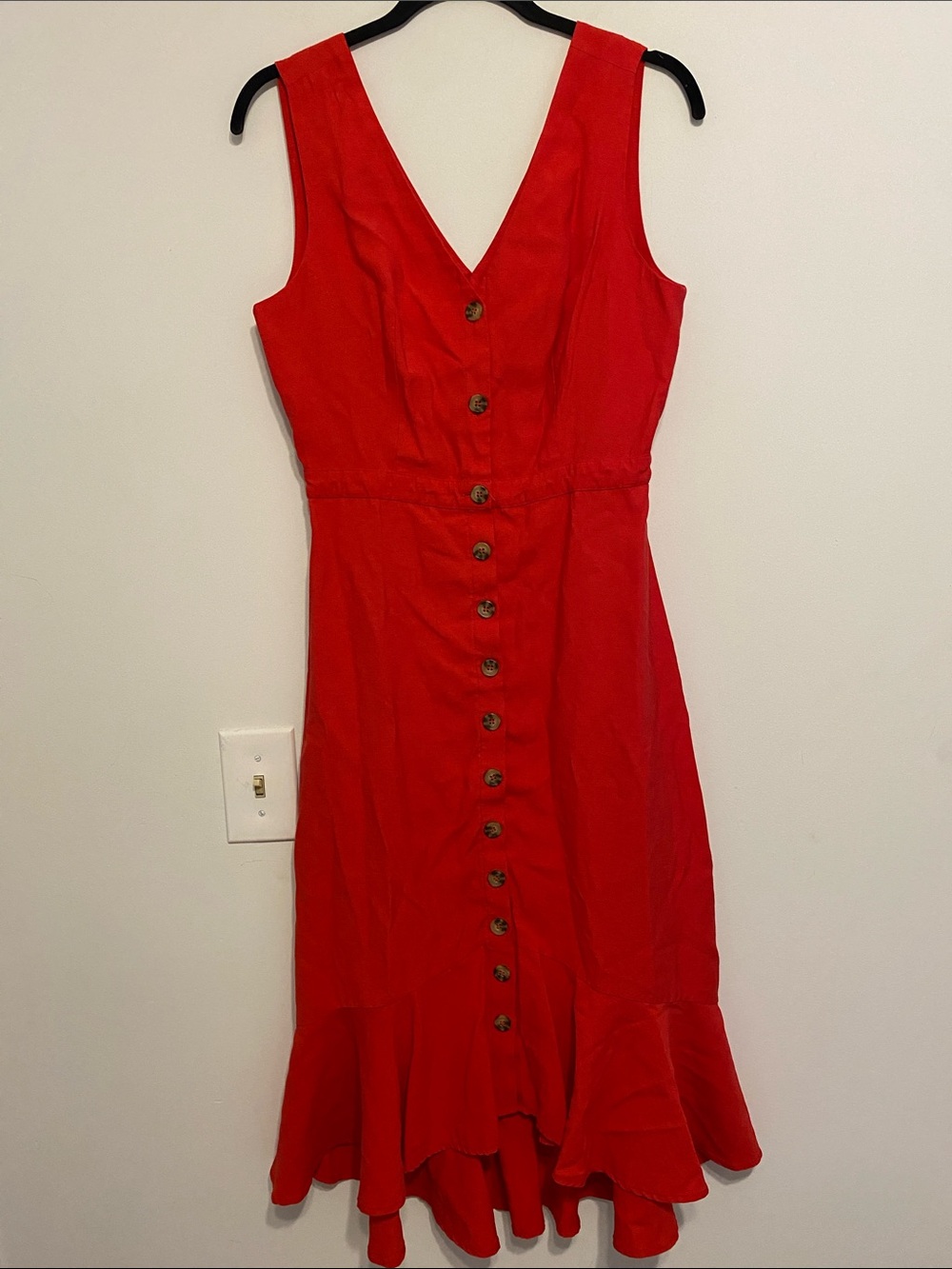 Gilli Red Sleeveless Button-Front V-Neck Asymmetrical Ruffle Dress
